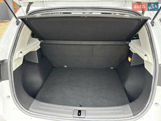 Білий МГ ZS EV, об'ємом двигуна 0 л та пробігом 42 тис. км за 14450 $, фото 55 на Automoto.ua