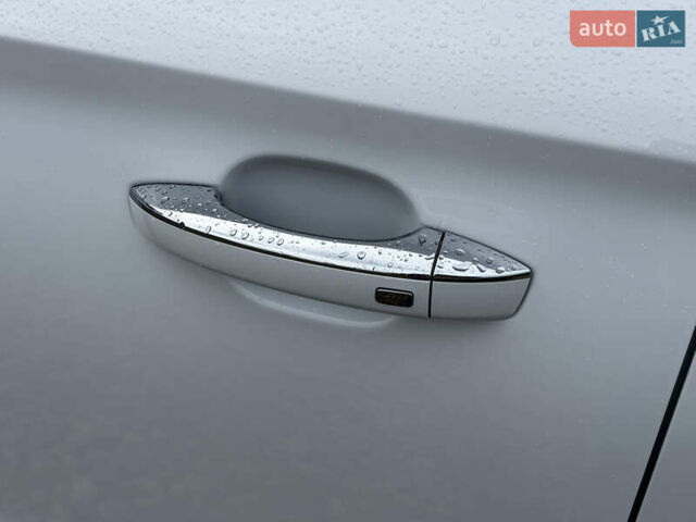 Білий МГ ZS EV, об'ємом двигуна 0 л та пробігом 42 тис. км за 14450 $, фото 3 на Automoto.ua