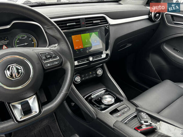 Білий МГ ZS EV, об'ємом двигуна 0 л та пробігом 42 тис. км за 14450 $, фото 48 на Automoto.ua