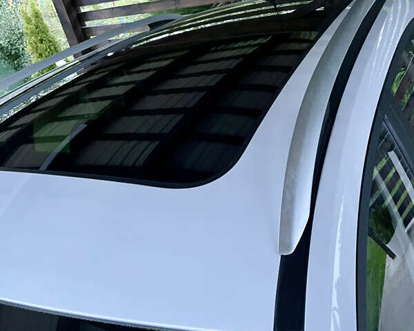 Белый МГ ZS EV, объемом двигателя 0 л и пробегом 45 тыс. км за 16999 $, фото 16 на Automoto.ua