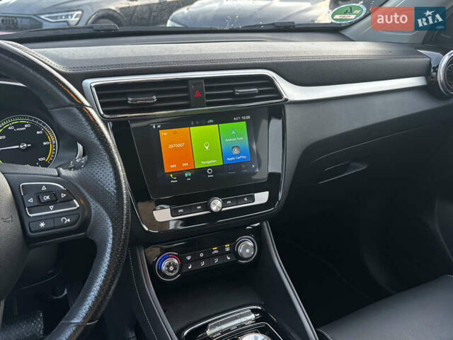 Білий МГ ZS EV, об'ємом двигуна 0 л та пробігом 70 тис. км за 13850 $, фото 33 на Automoto.ua