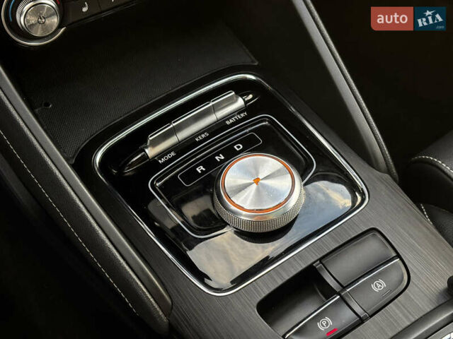 Белый МГ ZS EV, объемом двигателя 0 л и пробегом 57 тыс. км за 14100 $, фото 26 на Automoto.ua