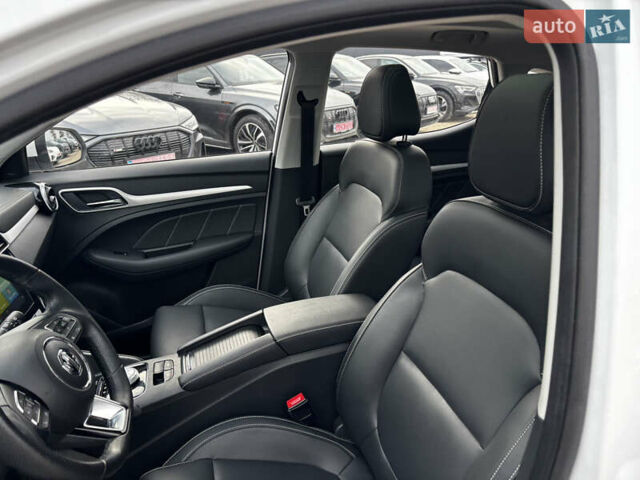 Белый МГ ZS EV, объемом двигателя 0 л и пробегом 45 тыс. км за 14300 $, фото 34 на Automoto.ua