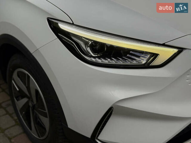 Белый МГ ZS EV, объемом двигателя 0 л и пробегом 8 тыс. км за 17500 $, фото 31 на Automoto.ua