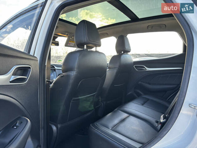 Белый МГ ZS EV, объемом двигателя 0 л и пробегом 34 тыс. км за 14100 $, фото 20 на Automoto.ua