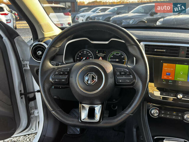 Белый МГ ZS EV, объемом двигателя 0 л и пробегом 34 тыс. км за 14100 $, фото 30 на Automoto.ua