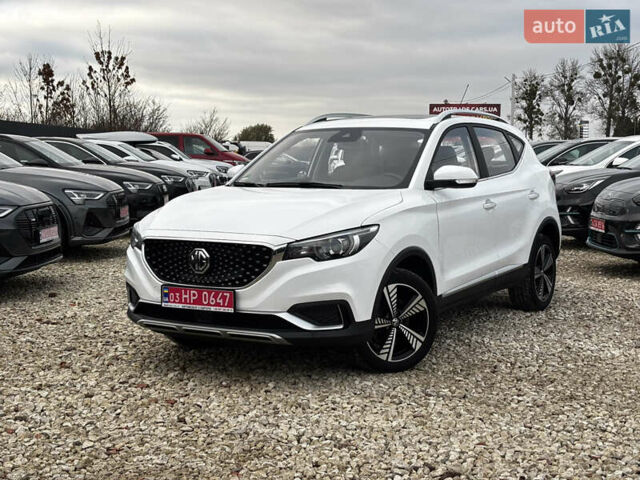 Белый МГ ZS EV, объемом двигателя 0 л и пробегом 36 тыс. км за 14000 $, фото 3 на Automoto.ua