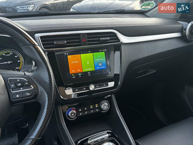 Білий МГ ZS EV, об'ємом двигуна 0 л та пробігом 70 тис. км за 13850 $, фото 32 на Automoto.ua