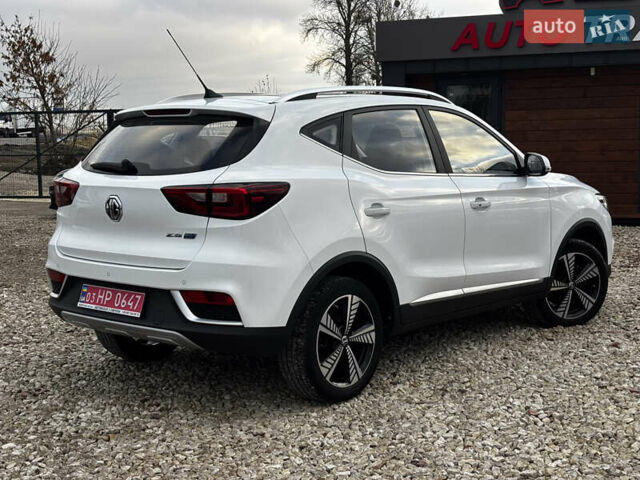 Белый МГ ZS EV, объемом двигателя 0 л и пробегом 36 тыс. км за 14000 $, фото 9 на Automoto.ua