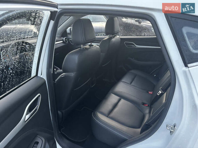 Білий МГ ZS EV, об'ємом двигуна 0 л та пробігом 70 тис. км за 13850 $, фото 36 на Automoto.ua