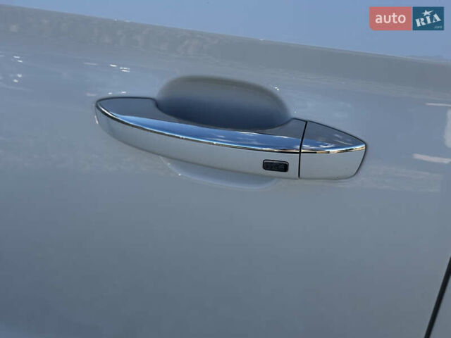 Белый МГ ZS EV, объемом двигателя 0 л и пробегом 34 тыс. км за 14100 $, фото 7 на Automoto.ua