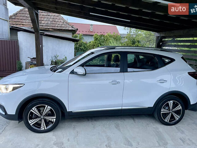 Белый МГ ZS EV, объемом двигателя 0 л и пробегом 45 тыс. км за 16999 $, фото 4 на Automoto.ua