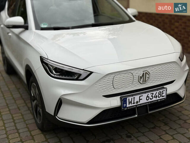 Белый МГ ZS EV, объемом двигателя 0 л и пробегом 8 тыс. км за 17500 $, фото 10 на Automoto.ua