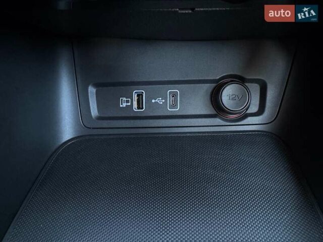 Білий МГ ZS EV, об'ємом двигуна 0 л та пробігом 83 тис. км за 16200 $, фото 32 на Automoto.ua