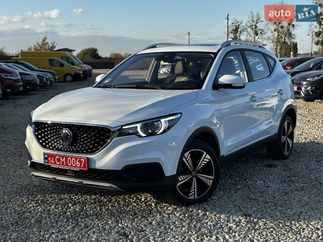 Белый МГ ZS EV, объемом двигателя 0 л и пробегом 34 тыс. км за 14100 $, фото 5 на Automoto.ua