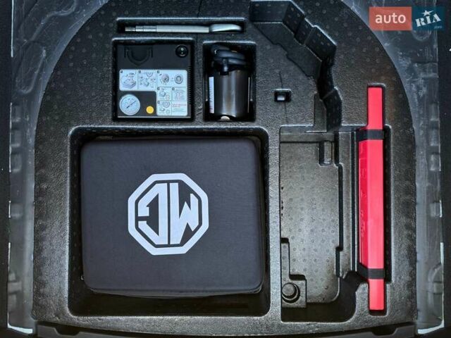 Білий МГ ZS EV, об'ємом двигуна 0 л та пробігом 83 тис. км за 16200 $, фото 44 на Automoto.ua