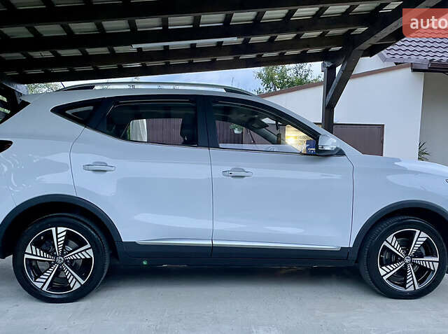 Белый МГ ZS EV, объемом двигателя 0 л и пробегом 45 тыс. км за 16999 $, фото 3 на Automoto.ua