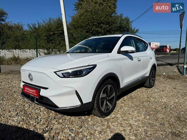 Белый МГ ZS EV, объемом двигателя 0 л и пробегом 83 тыс. км за 16200 $, фото 7 на Automoto.ua