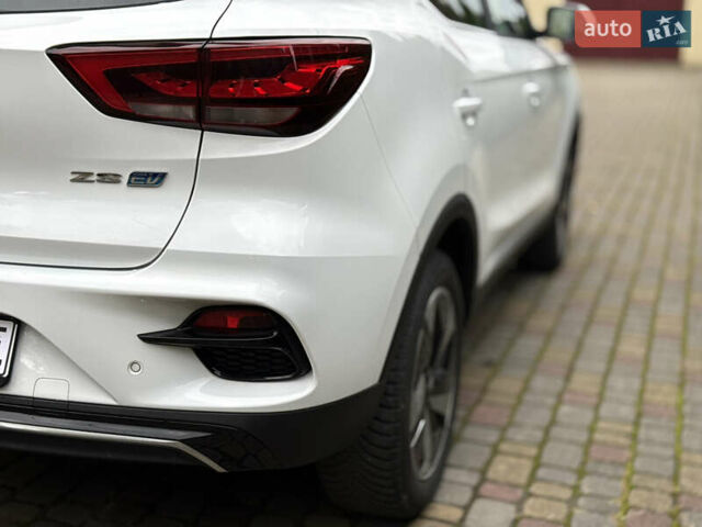 Белый МГ ZS EV, объемом двигателя 0 л и пробегом 8 тыс. км за 17500 $, фото 20 на Automoto.ua