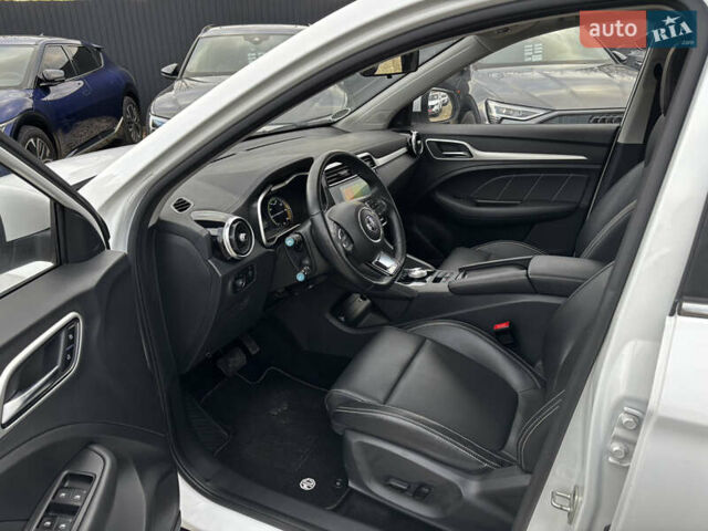Белый МГ ZS EV, объемом двигателя 0 л и пробегом 36 тыс. км за 14000 $, фото 15 на Automoto.ua