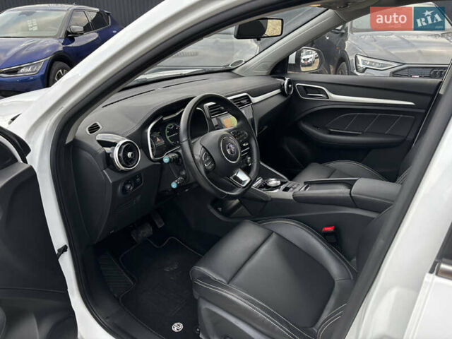 Белый МГ ZS EV, объемом двигателя 0 л и пробегом 36 тыс. км за 14000 $, фото 16 на Automoto.ua