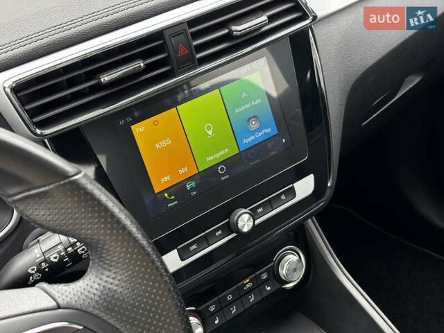 Білий МГ ZS EV, об'ємом двигуна 0 л та пробігом 42 тис. км за 14450 $, фото 41 на Automoto.ua