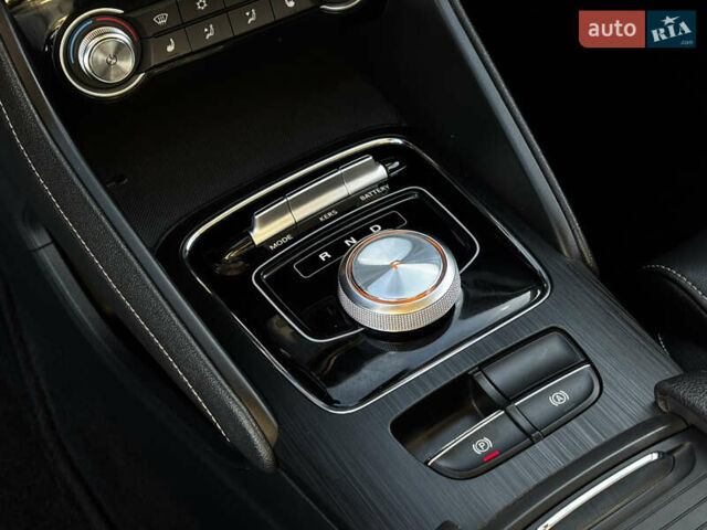 Белый МГ ZS EV, объемом двигателя 0 л и пробегом 34 тыс. км за 14100 $, фото 26 на Automoto.ua