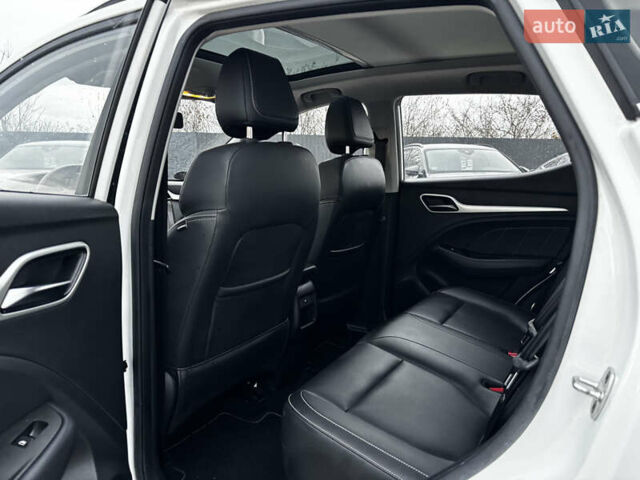 Білий МГ ZS EV, об'ємом двигуна 0 л та пробігом 36 тис. км за 14450 $, фото 42 на Automoto.ua