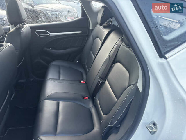 Білий МГ ZS EV, об'ємом двигуна 0 л та пробігом 70 тис. км за 13850 $, фото 37 на Automoto.ua