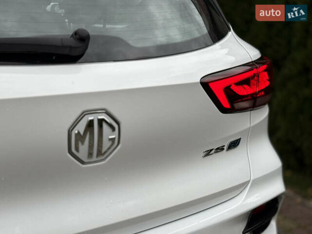 Белый МГ ZS EV, объемом двигателя 0 л и пробегом 8 тыс. км за 17500 $, фото 17 на Automoto.ua