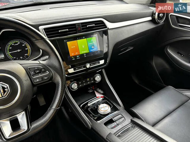 Белый МГ ZS EV, объемом двигателя 0 л и пробегом 57 тыс. км за 14100 $, фото 25 на Automoto.ua