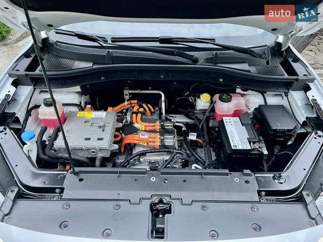 Белый МГ ZS EV, объемом двигателя 0 л и пробегом 45 тыс. км за 16999 $, фото 18 на Automoto.ua
