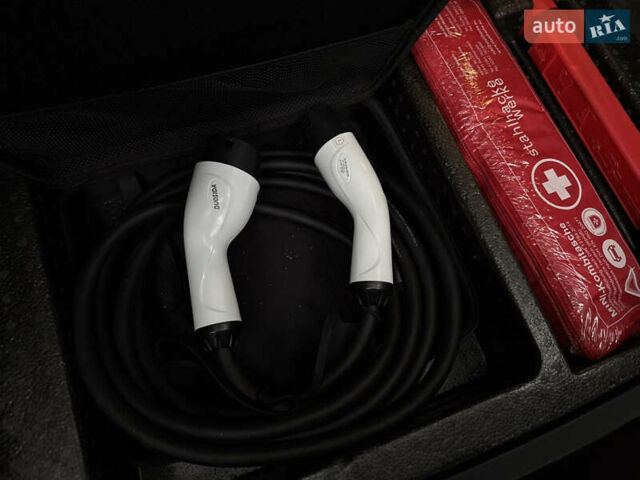 Белый МГ ZS EV, объемом двигателя 0 л и пробегом 8 тыс. км за 17500 $, фото 41 на Automoto.ua