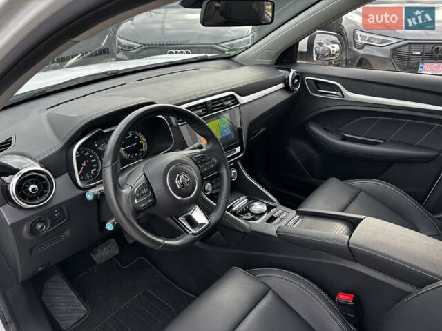 Белый МГ ZS EV, объемом двигателя 0 л и пробегом 45 тыс. км за 14300 $, фото 19 на Automoto.ua