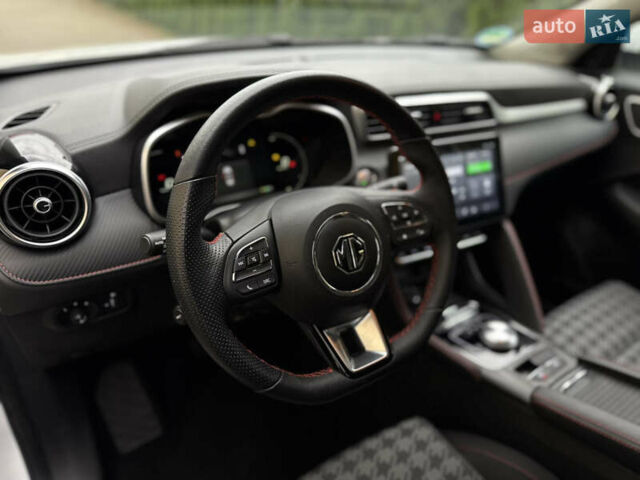 Белый МГ ZS EV, объемом двигателя 0 л и пробегом 8 тыс. км за 17500 $, фото 51 на Automoto.ua