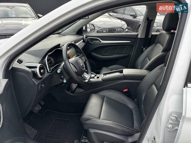 Белый МГ ZS EV, объемом двигателя 0 л и пробегом 45 тыс. км за 14300 $, фото 17 на Automoto.ua