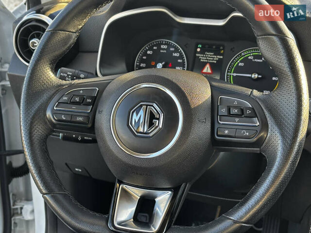 Белый МГ ZS EV, объемом двигателя 0 л и пробегом 34 тыс. км за 14100 $, фото 29 на Automoto.ua