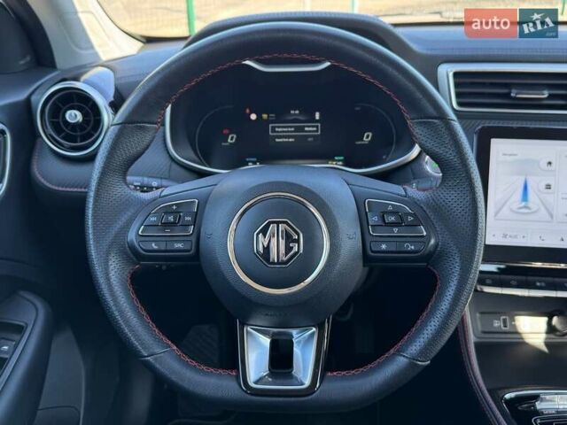 Білий МГ ZS EV, об'ємом двигуна 0 л та пробігом 83 тис. км за 16200 $, фото 23 на Automoto.ua