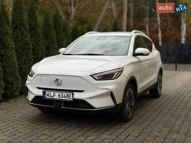 Белый МГ ZS EV, объемом двигателя 0 л и пробегом 8 тыс. км за 17500 $, фото 3 на Automoto.ua