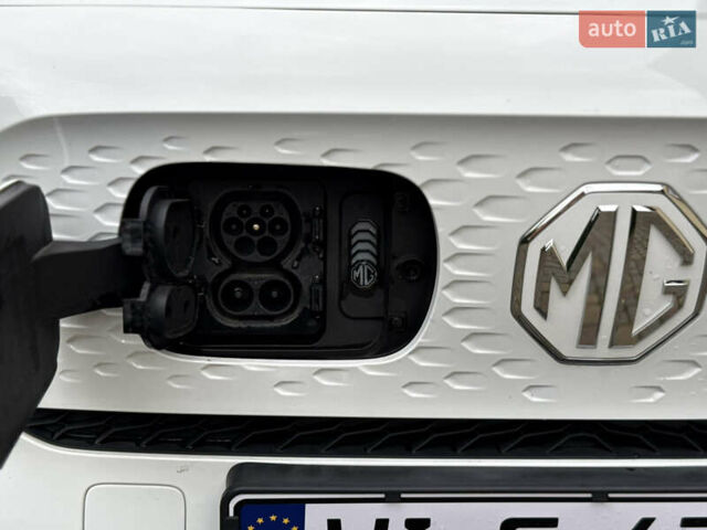Белый МГ ZS EV, объемом двигателя 0 л и пробегом 8 тыс. км за 17500 $, фото 16 на Automoto.ua