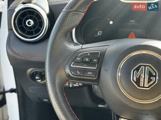 Белый МГ ZS EV, объемом двигателя 0 л и пробегом 46 тыс. км за 15999 $, фото 32 на Automoto.ua