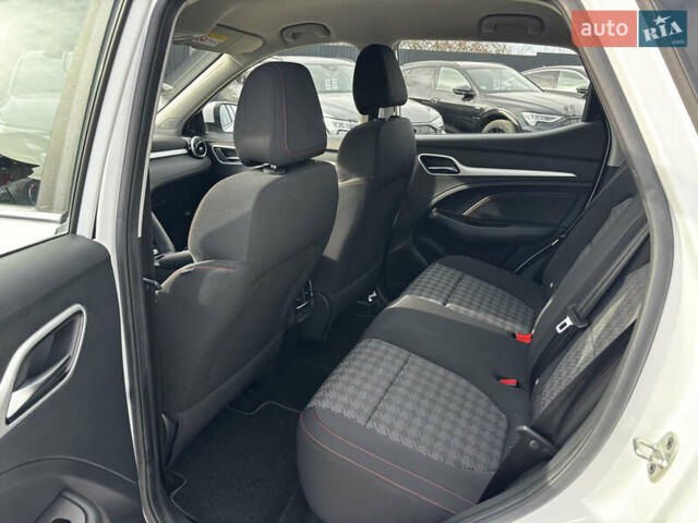Белый МГ ZS EV, объемом двигателя 0 л и пробегом 57 тыс. км за 15999 $, фото 39 на Automoto.ua