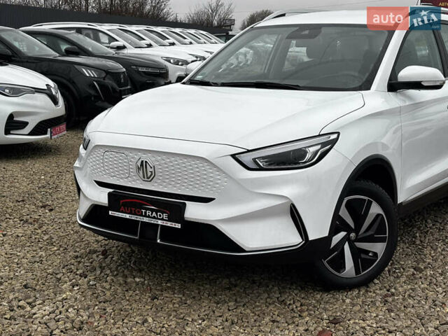 Белый МГ ZS EV, объемом двигателя 0 л и пробегом 46 тыс. км за 15999 $, фото 5 на Automoto.ua