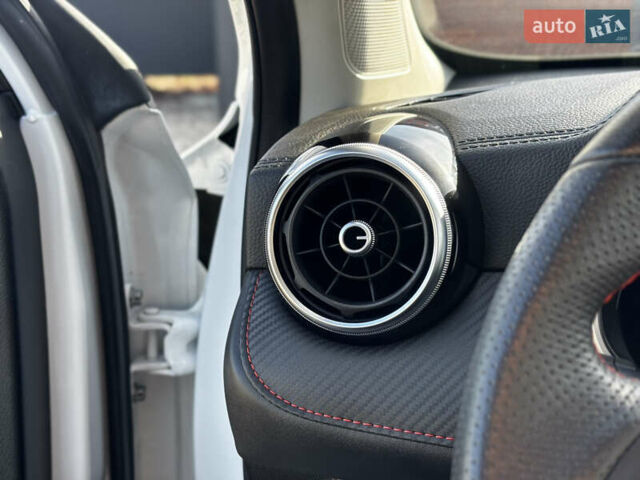 Белый МГ ZS EV, объемом двигателя 0 л и пробегом 46 тыс. км за 15999 $, фото 29 на Automoto.ua