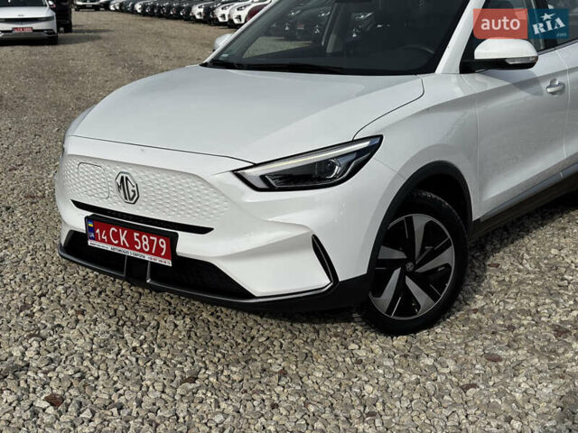 Белый МГ ZS EV, объемом двигателя 0 л и пробегом 57 тыс. км за 15999 $, фото 6 на Automoto.ua
