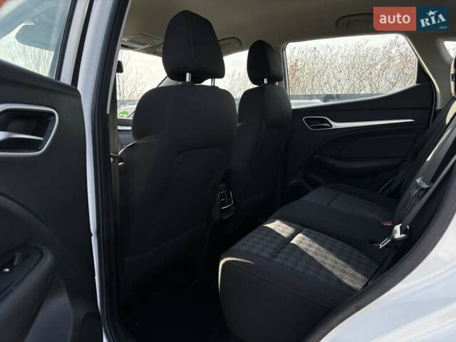 Белый МГ ZS EV, объемом двигателя 0 л и пробегом 46 тыс. км за 15999 $, фото 46 на Automoto.ua