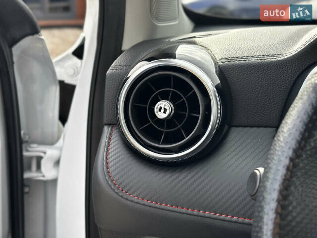 Белый МГ ZS EV, объемом двигателя 0 л и пробегом 57 тыс. км за 15999 $, фото 25 на Automoto.ua