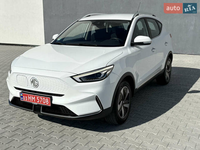 Белый МГ ZS EV, объемом двигателя 0 л и пробегом 77 тыс. км за 15799 $, фото 18 на Automoto.ua