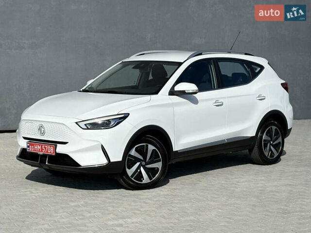 Белый МГ ZS EV, объемом двигателя 0 л и пробегом 77 тыс. км за 15799 $, фото 10 на Automoto.ua
