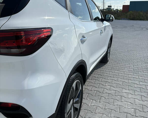 Белый МГ ZS EV, объемом двигателя 0 л и пробегом 77 тыс. км за 15799 $, фото 22 на Automoto.ua